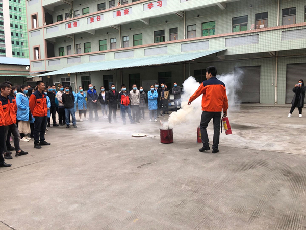 軒業連接器消防演習